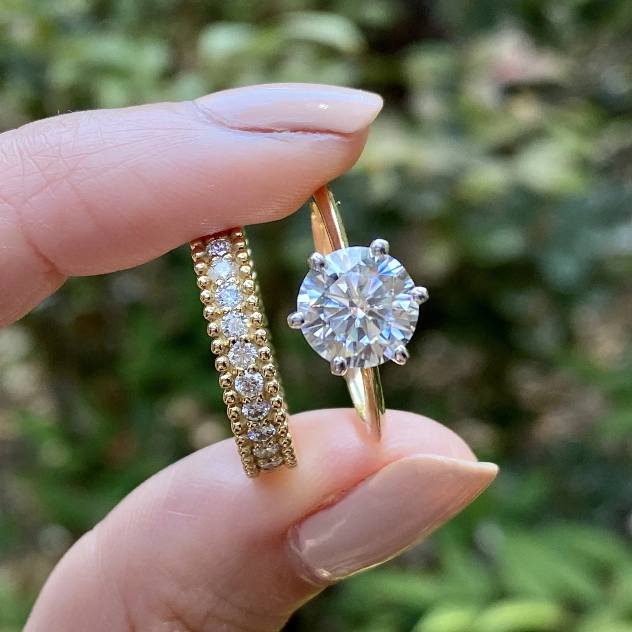 Liv (2ct) Round Moissanite Engagement Ring