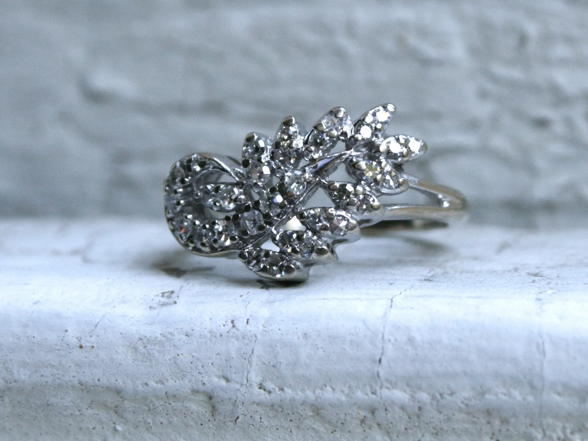 Lovely Leafy Vintage 14K White Gold Diamond Cluster Engagement Ring - 0.62ct