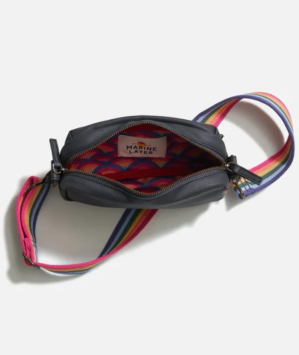 Marine Layer Wave Fanny Pack in Black