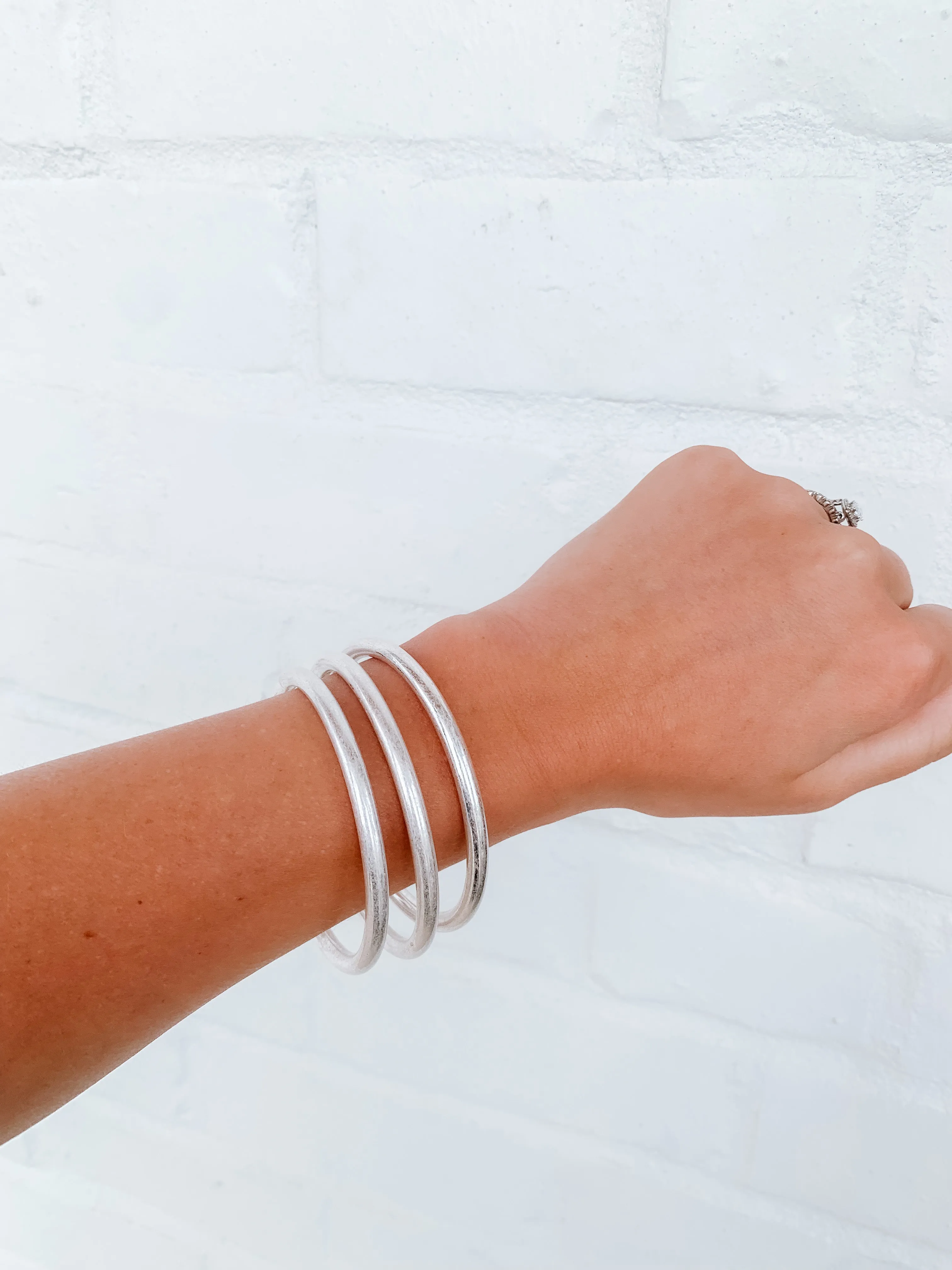 Metal Bangle Set