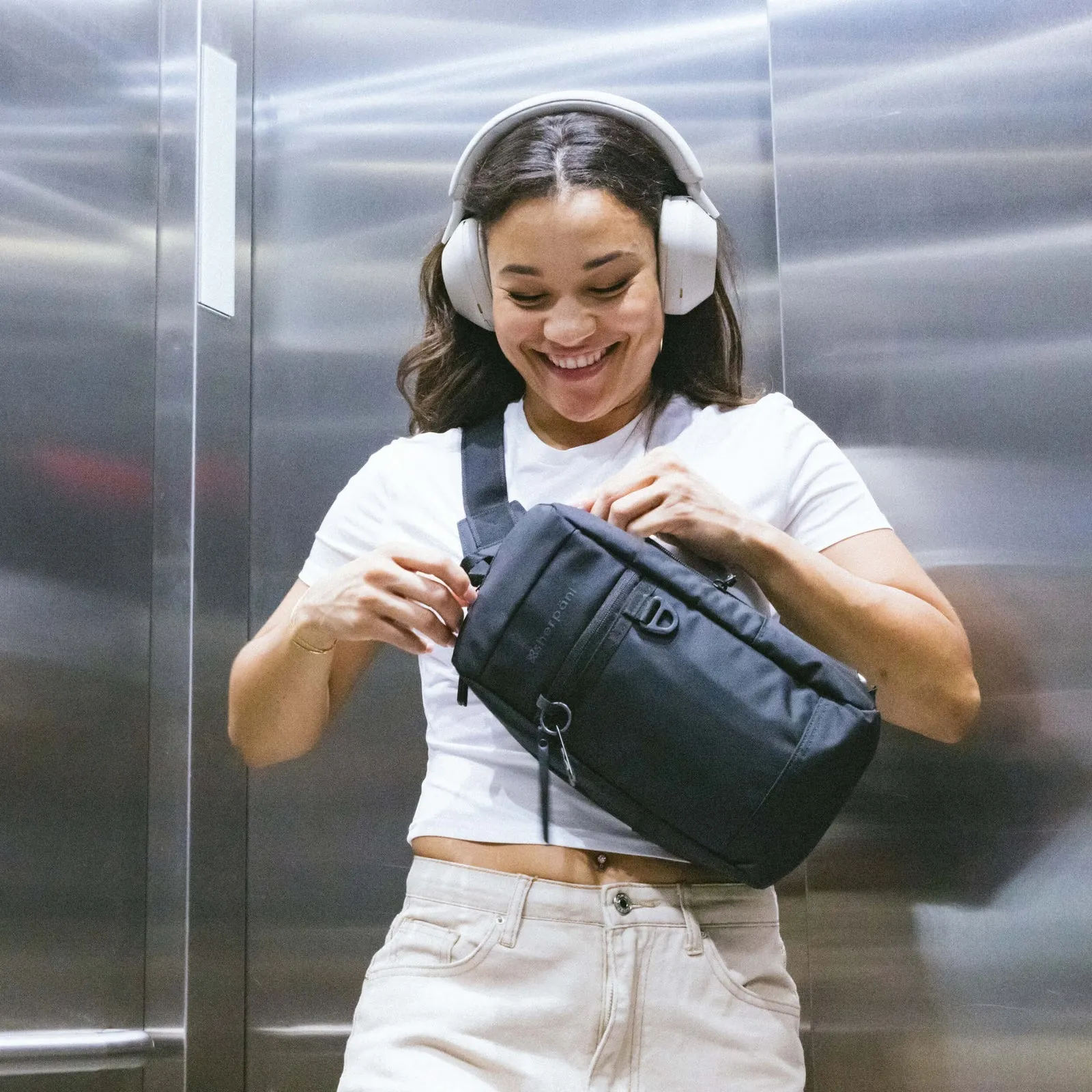 Metro Anti Theft Convertible Travel Sling - Sherpani