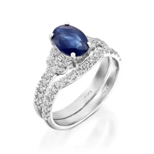 Non traditional sapphire engagement ring set
