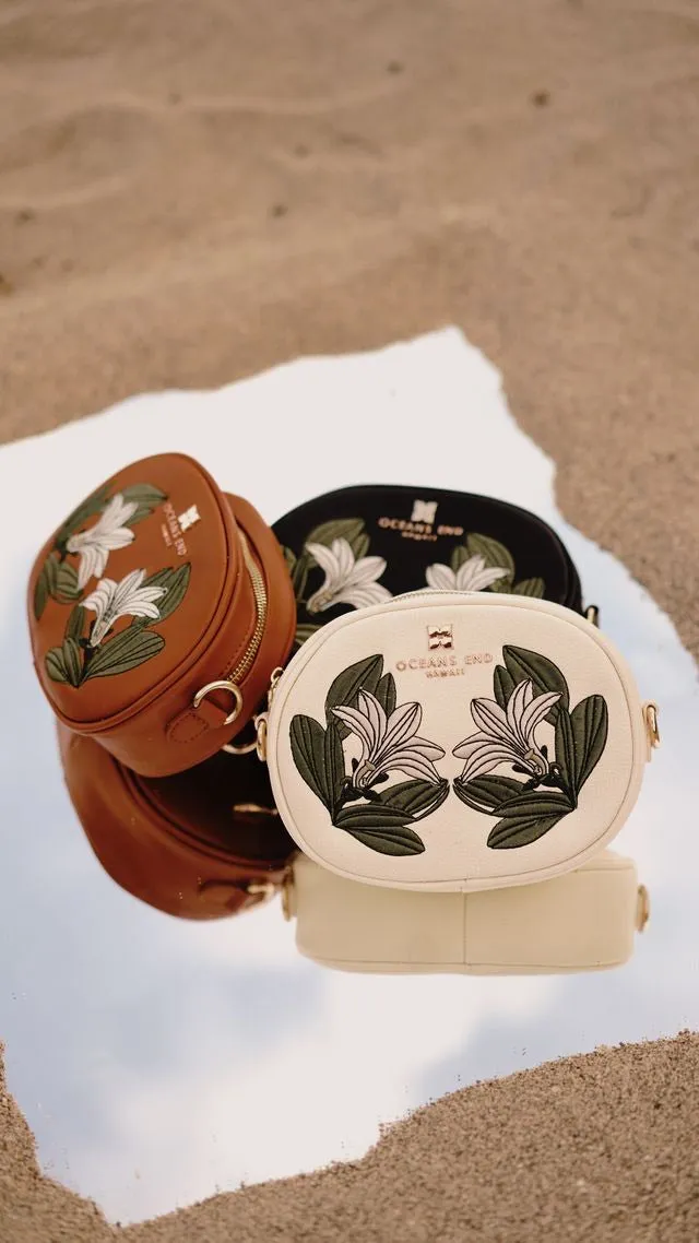 Oceans End Naupaka Bag Creme