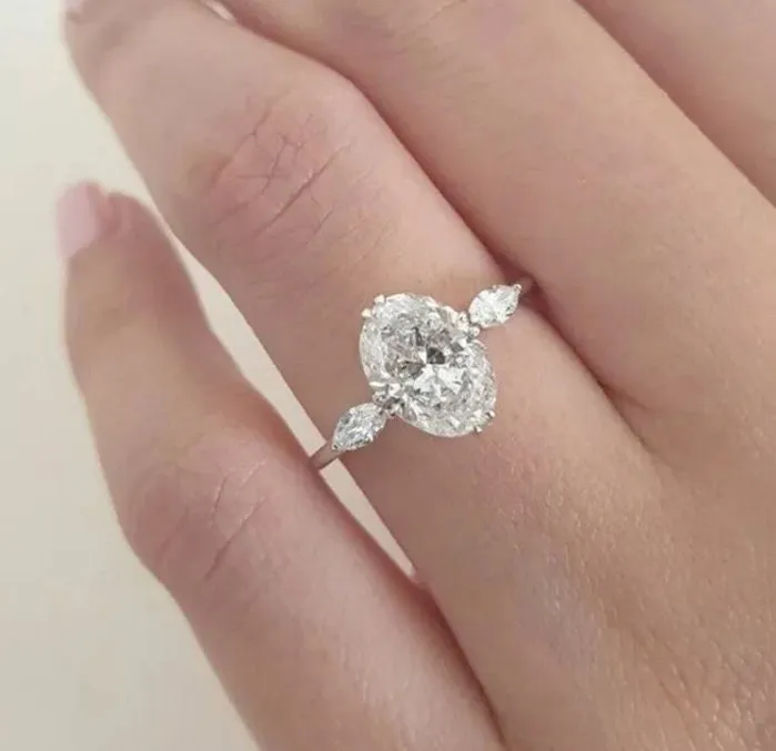 Oval Diamond Ring | Round Diamond Ring | Womens Round Ring | Oval Ring | Oval Engagement Ring | Round Diamond Ring | Wedding Ring | Big Ring