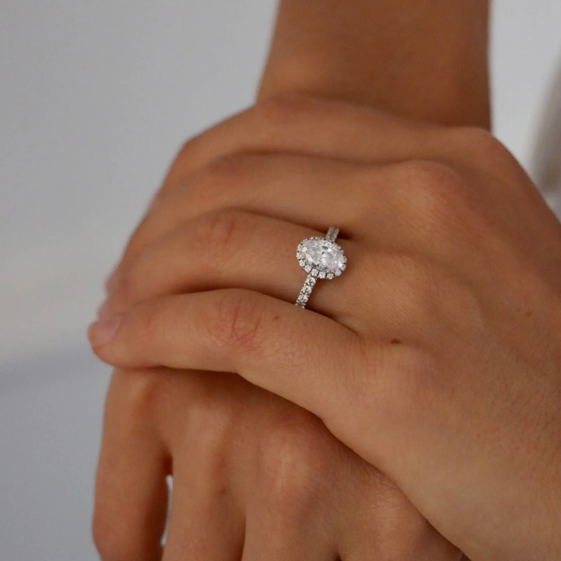 Oval Halo Pavé