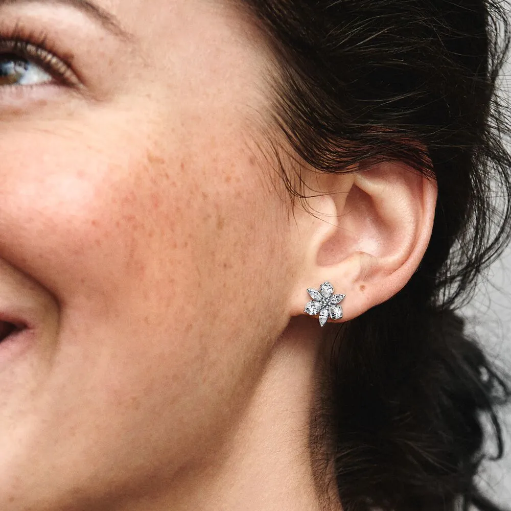 Pandora Sparkling Herbarium Cluster Earrings