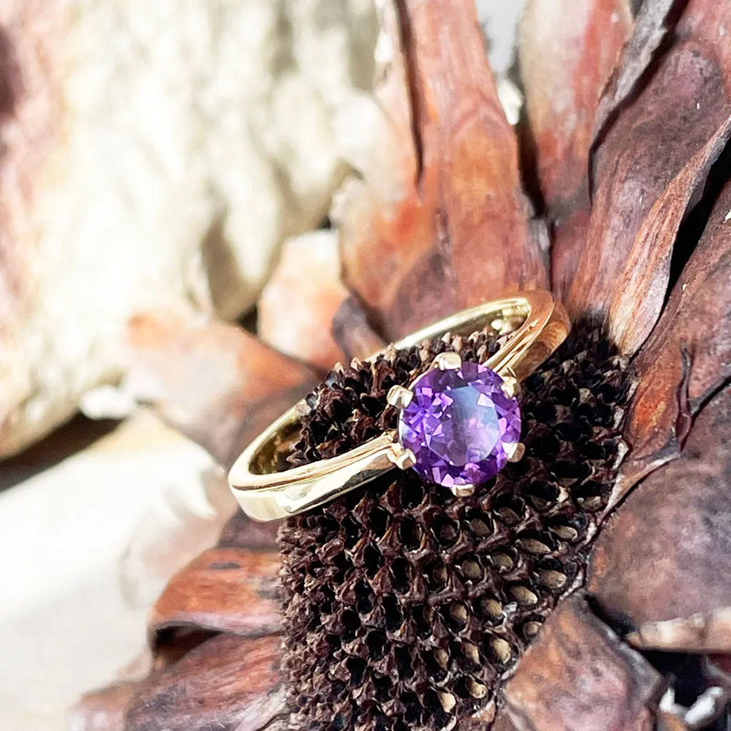 Regal Six Claw Round Cut Amethyst Yellow Gold Ring
