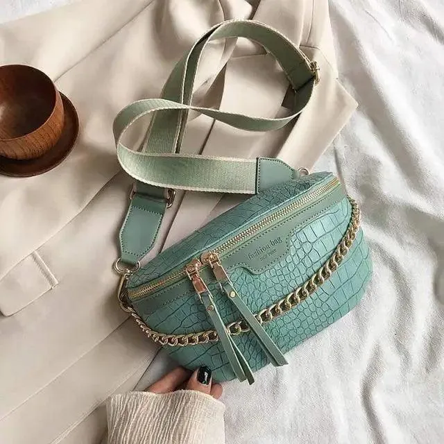 Retro Waist Bag PU Leather Fanny Pack Purse Leather with Gold Chain Strap Stylish New Design  Waist Pack Women Belt Bag Multifunctional Chest Bag