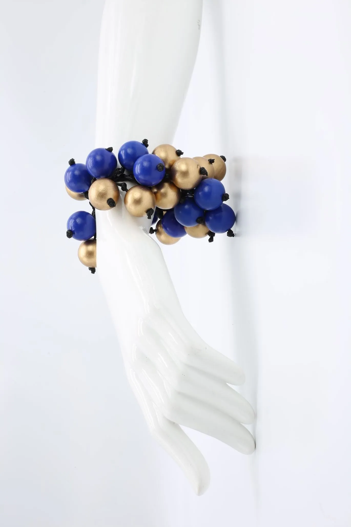 Round Berry Beads Bracelets