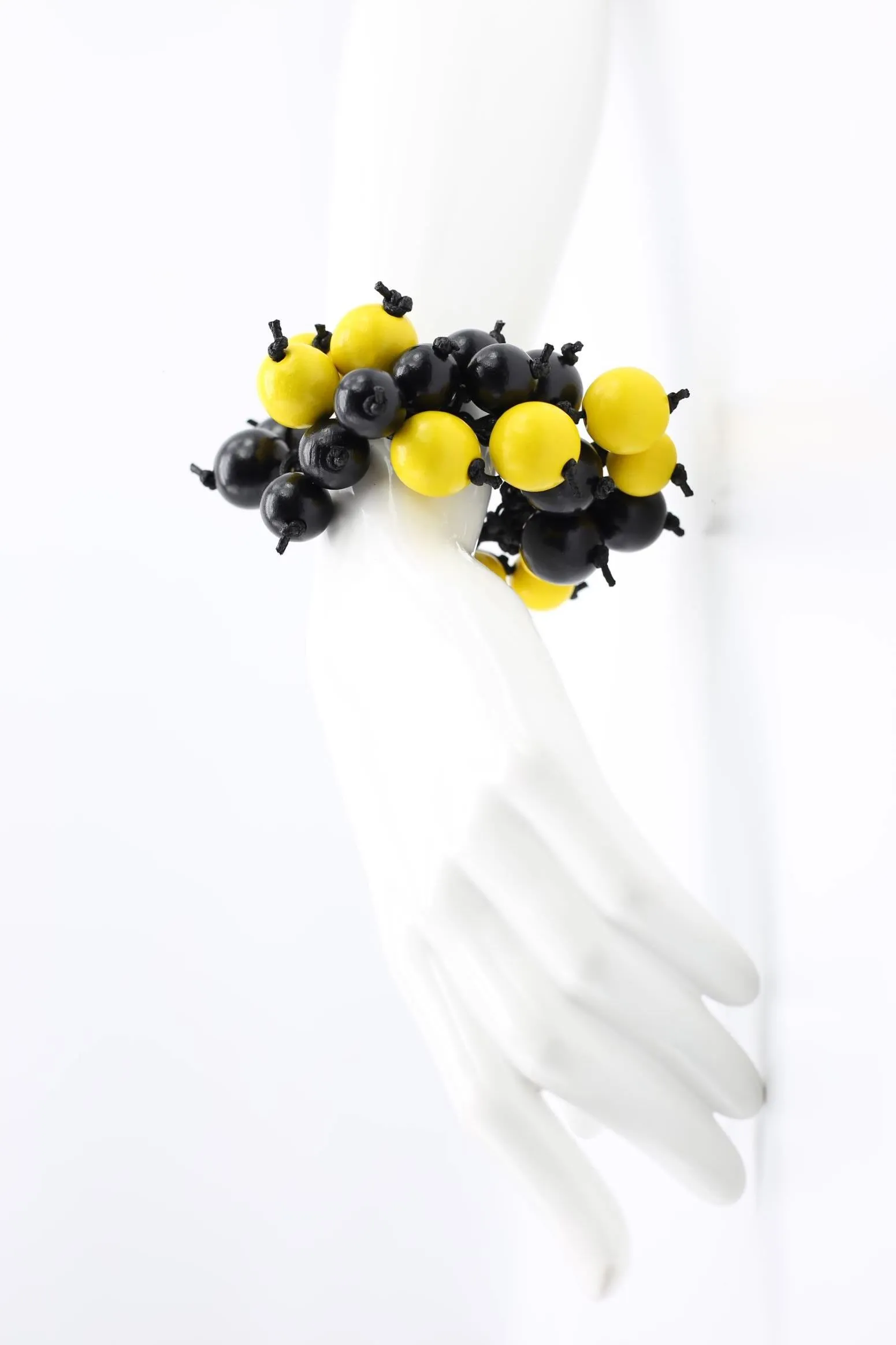 Round Berry Beads Bracelets