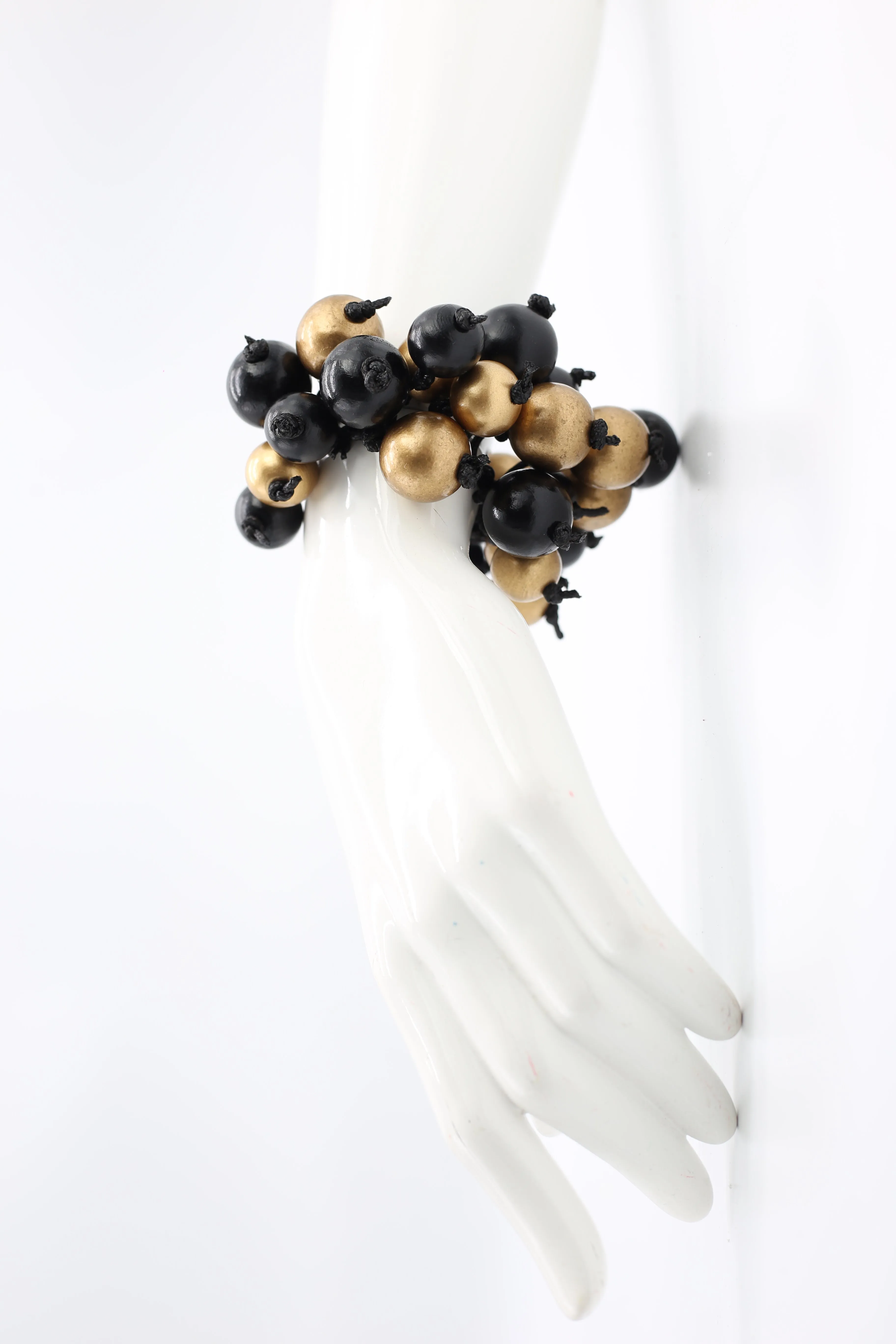Round Berry Beads Bracelets