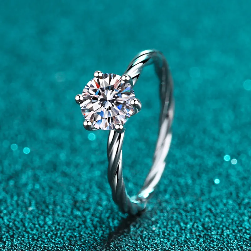 Round Cut Moissanite Diamond Solitaire Ring