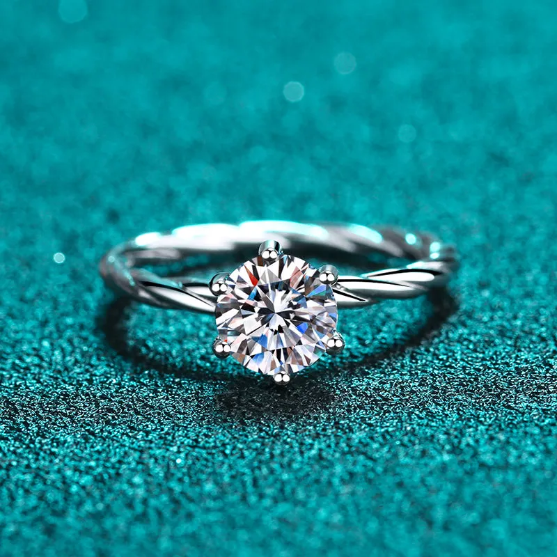 Round Cut Moissanite Diamond Solitaire Ring