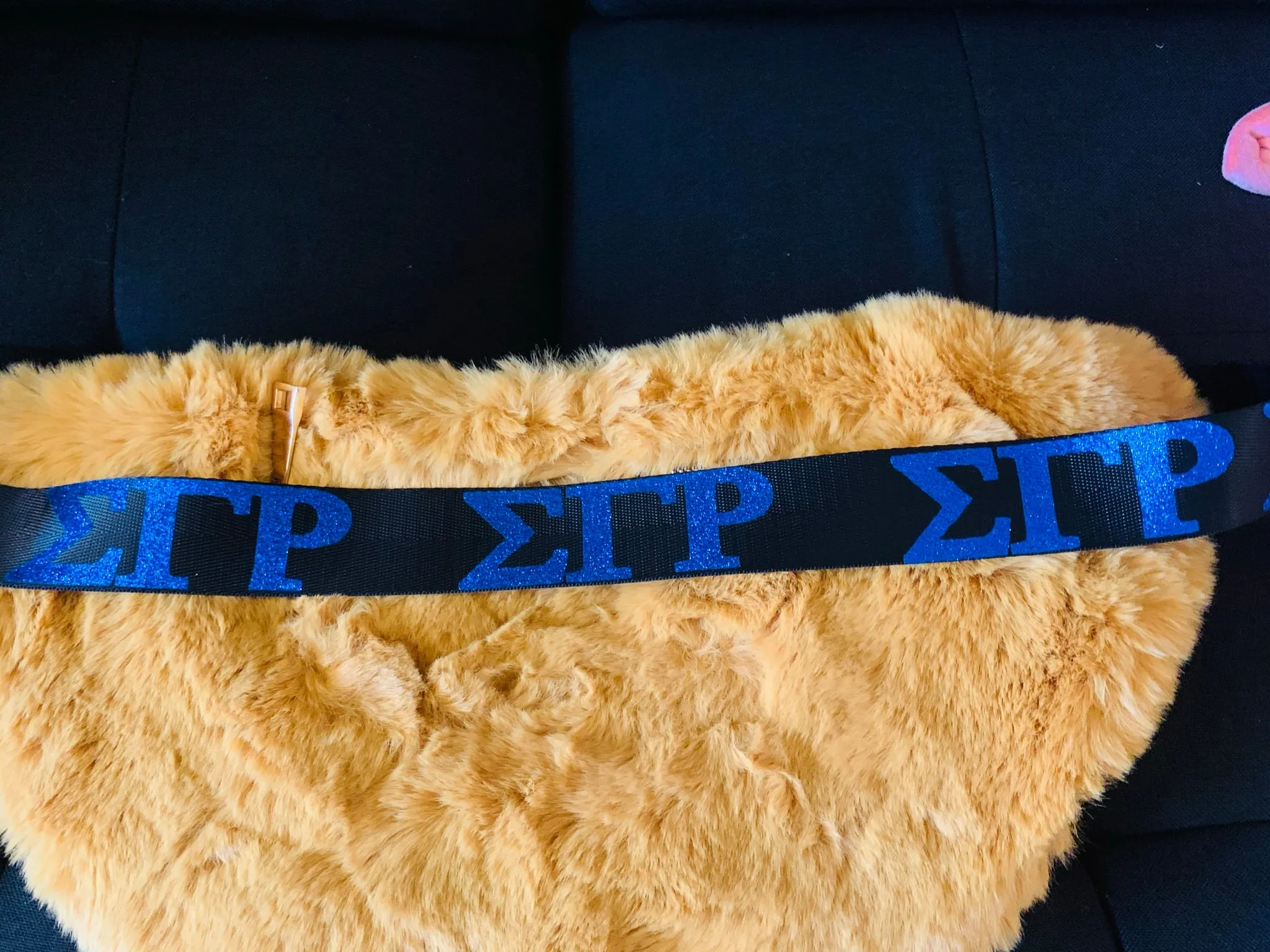 SGRho So Plush Fanny