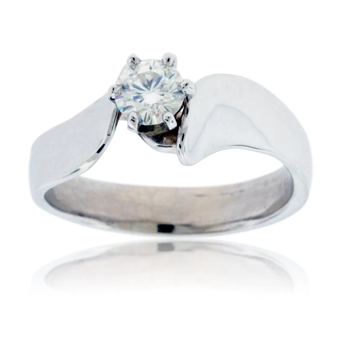 Solitaire Moissanite Engagement Ring
