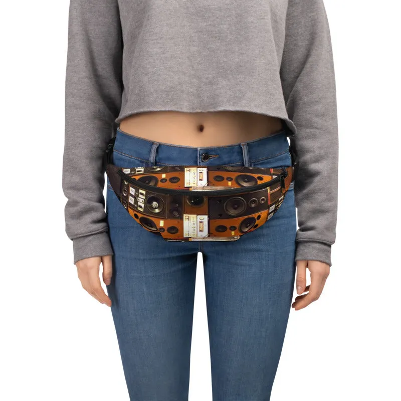 SPEAKER WALL FANNY PACK