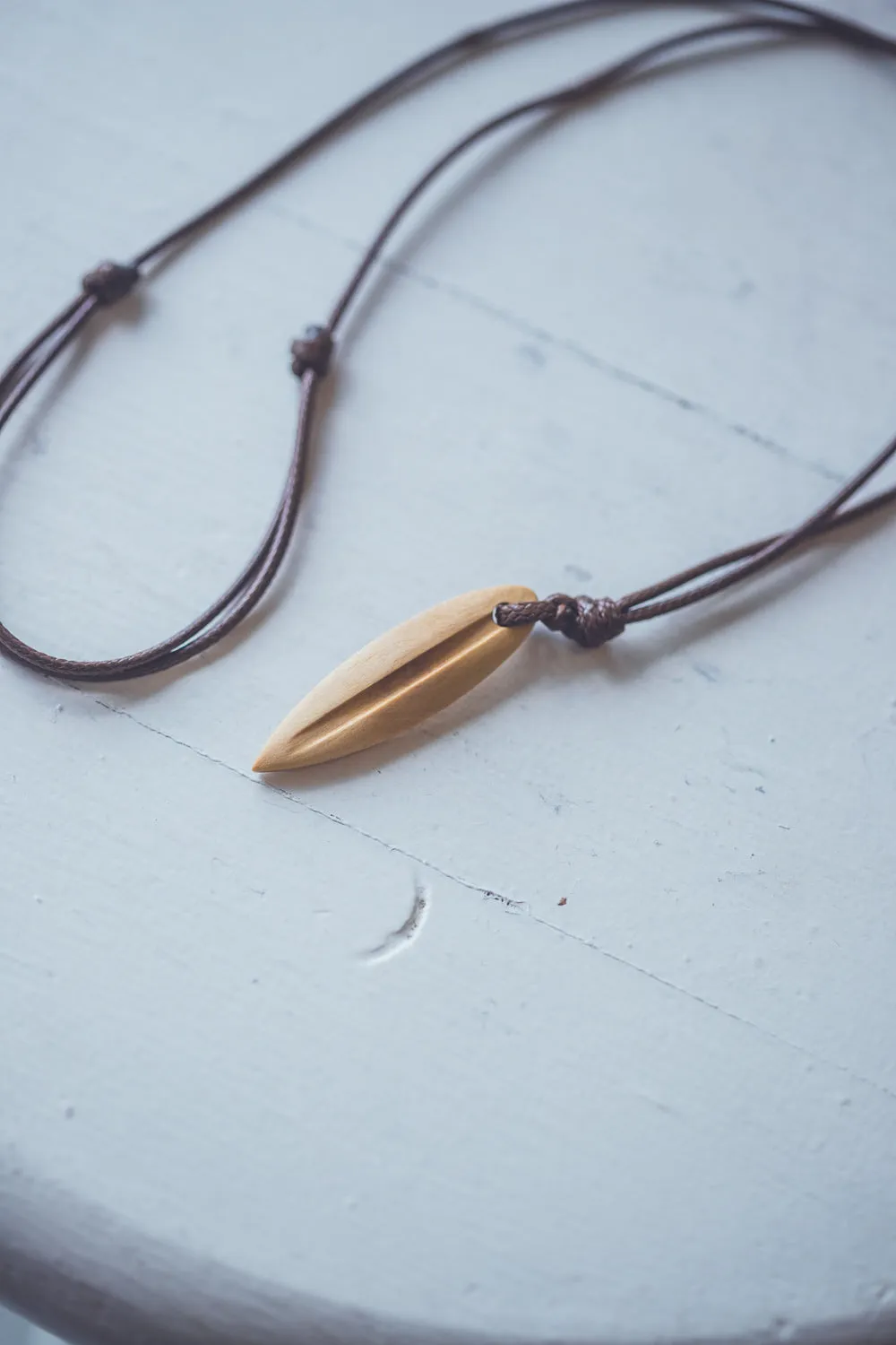 SURF WOOD NECKLACE