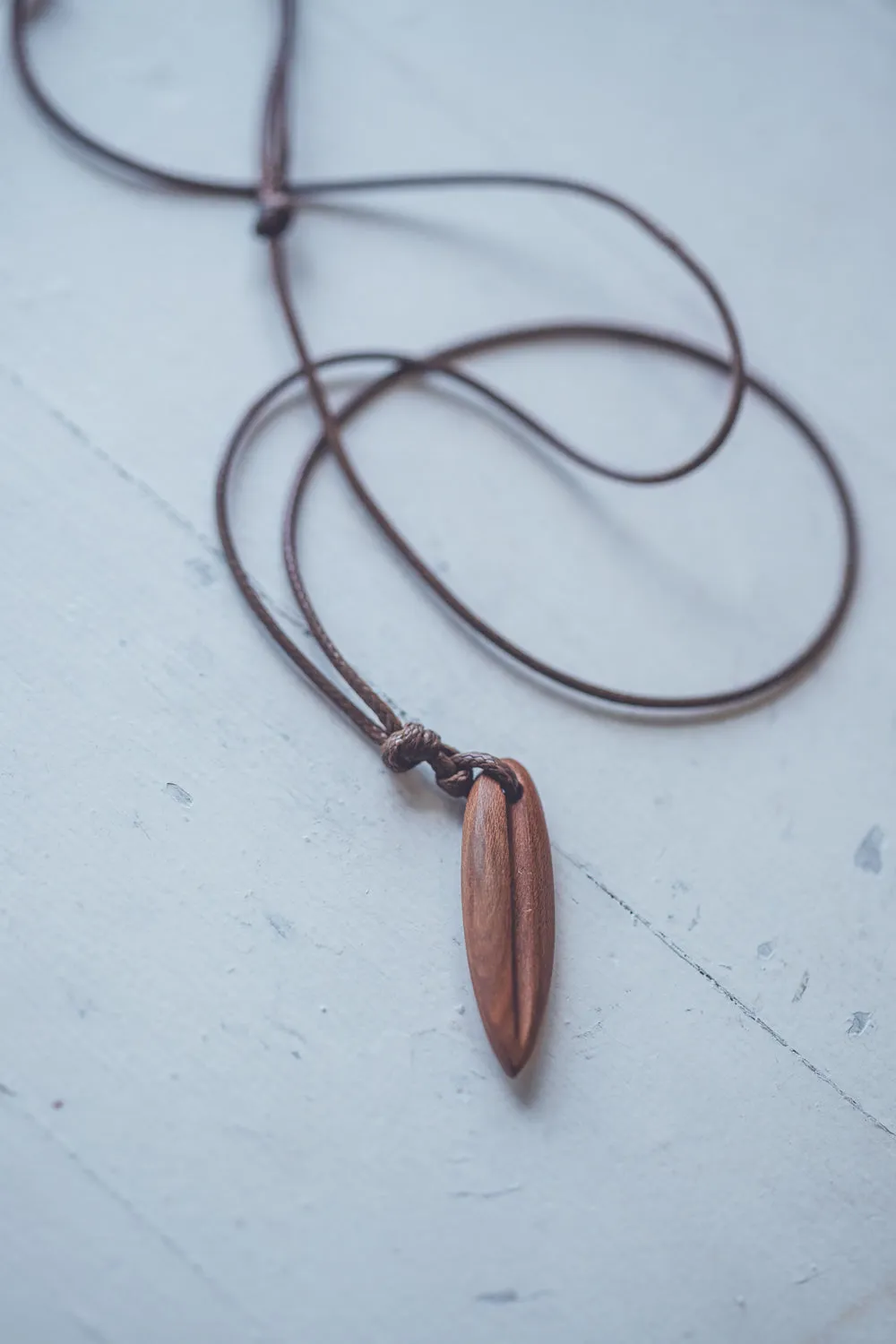SURF WOOD NECKLACE