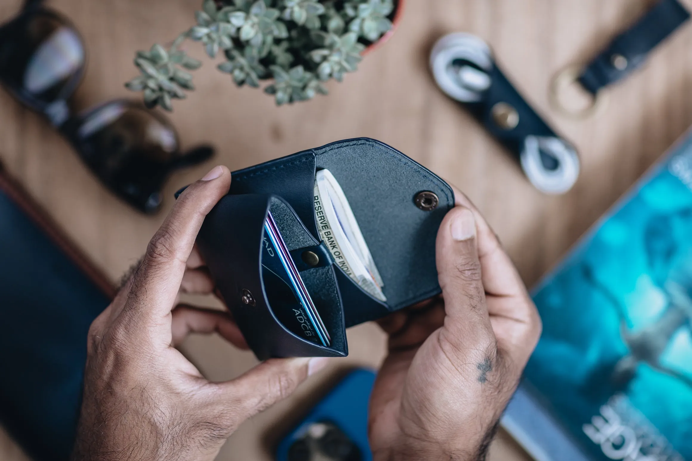 The No-Fuss Wallet