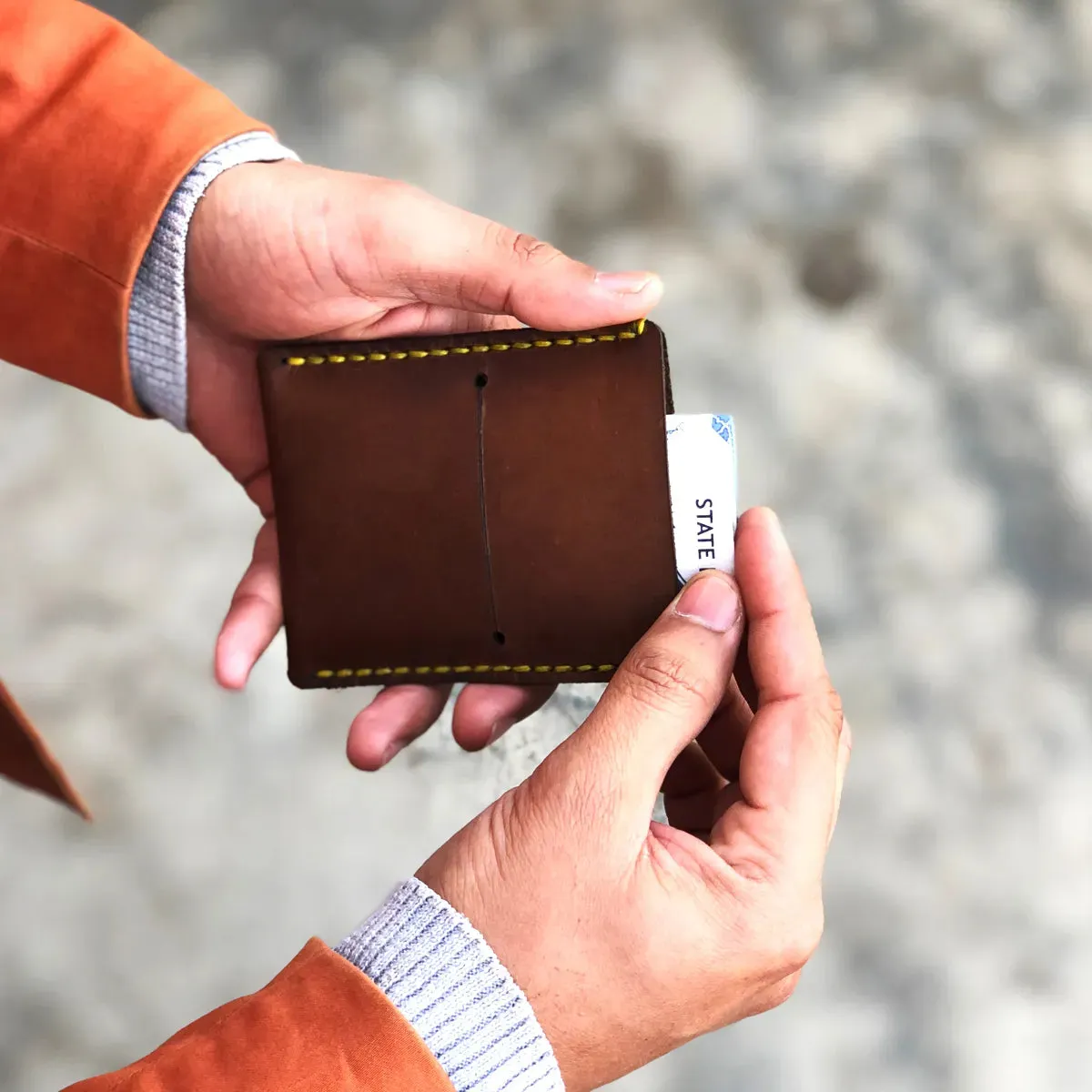 The Verve: A Leather Cardholder - Brown Color