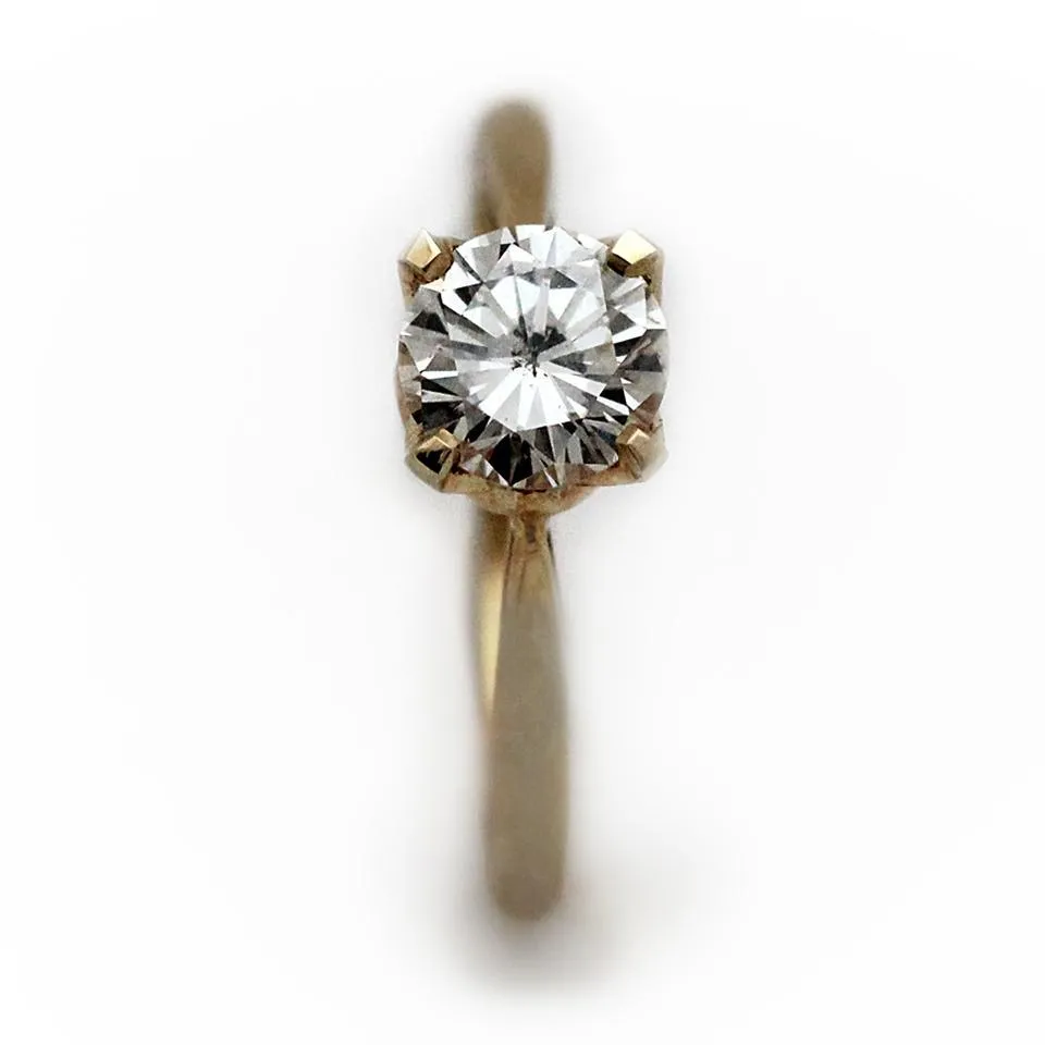 Traditional Diamond promise ring