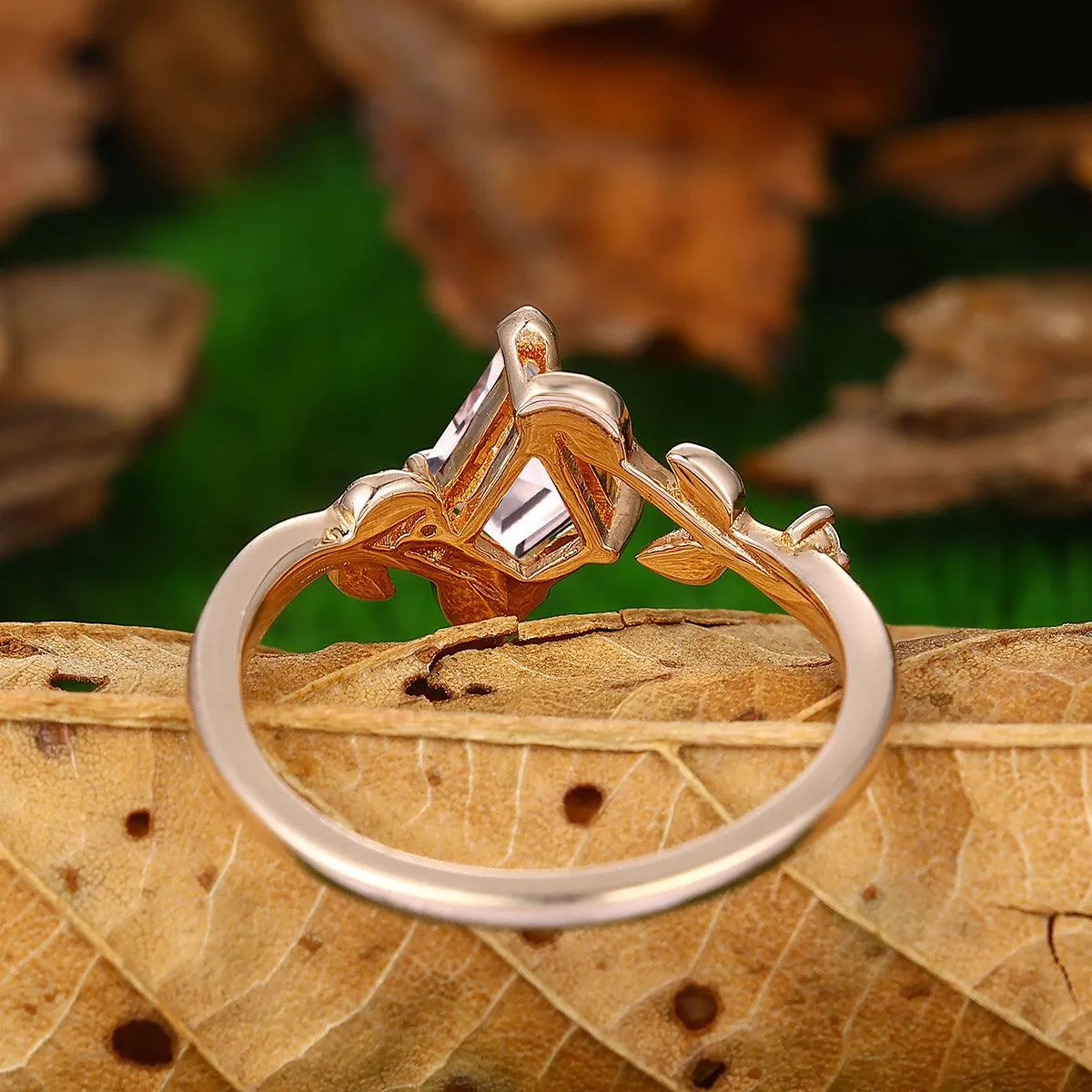 Vintage 1.35 CT Kite Cut Pink Morganite Nature Leaf Twist Vines Shape Ring