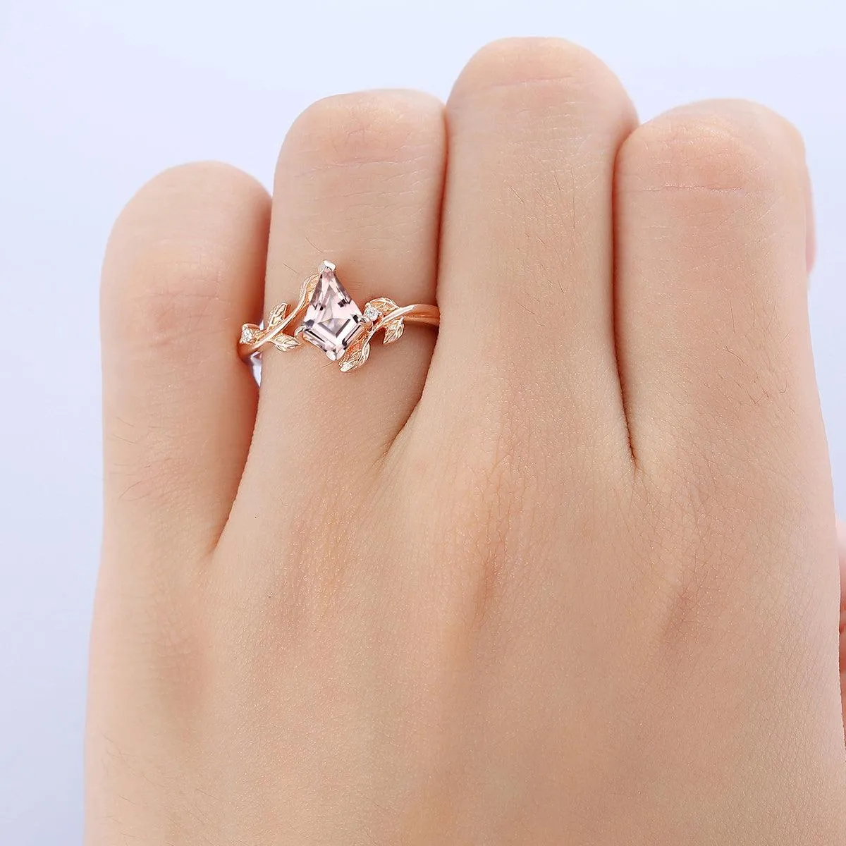 Vintage 1.35 CT Kite Cut Pink Morganite Nature Leaf Twist Vines Shape Ring