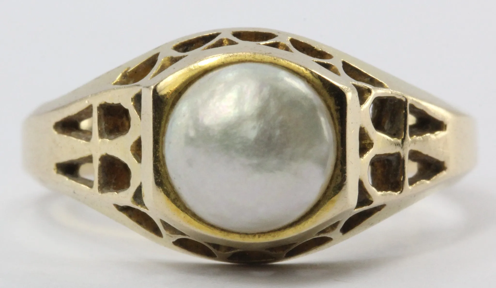 Vintage 14K Gold & 6.7mm White Pearl Engagement Ring