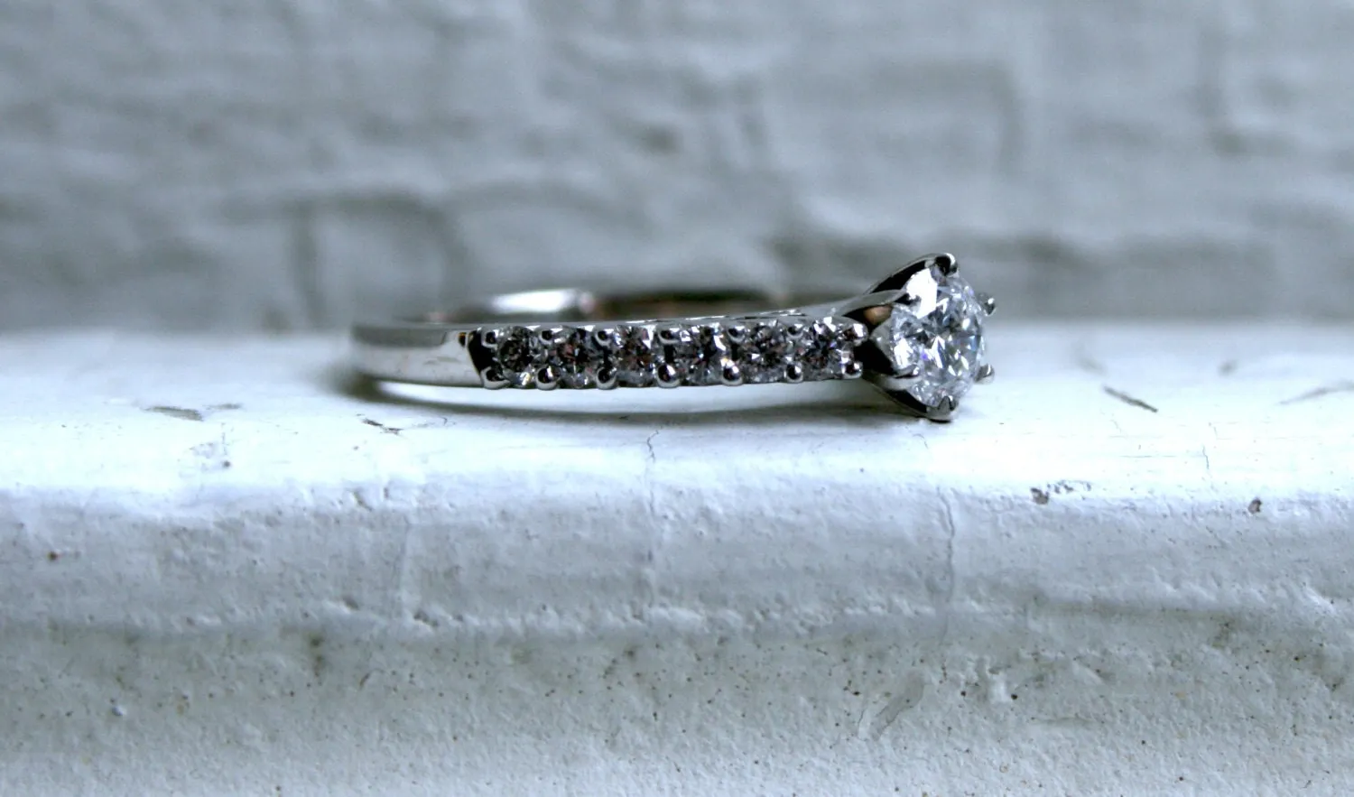 Vintage 14K White Gold Diamond Engagement Ring.