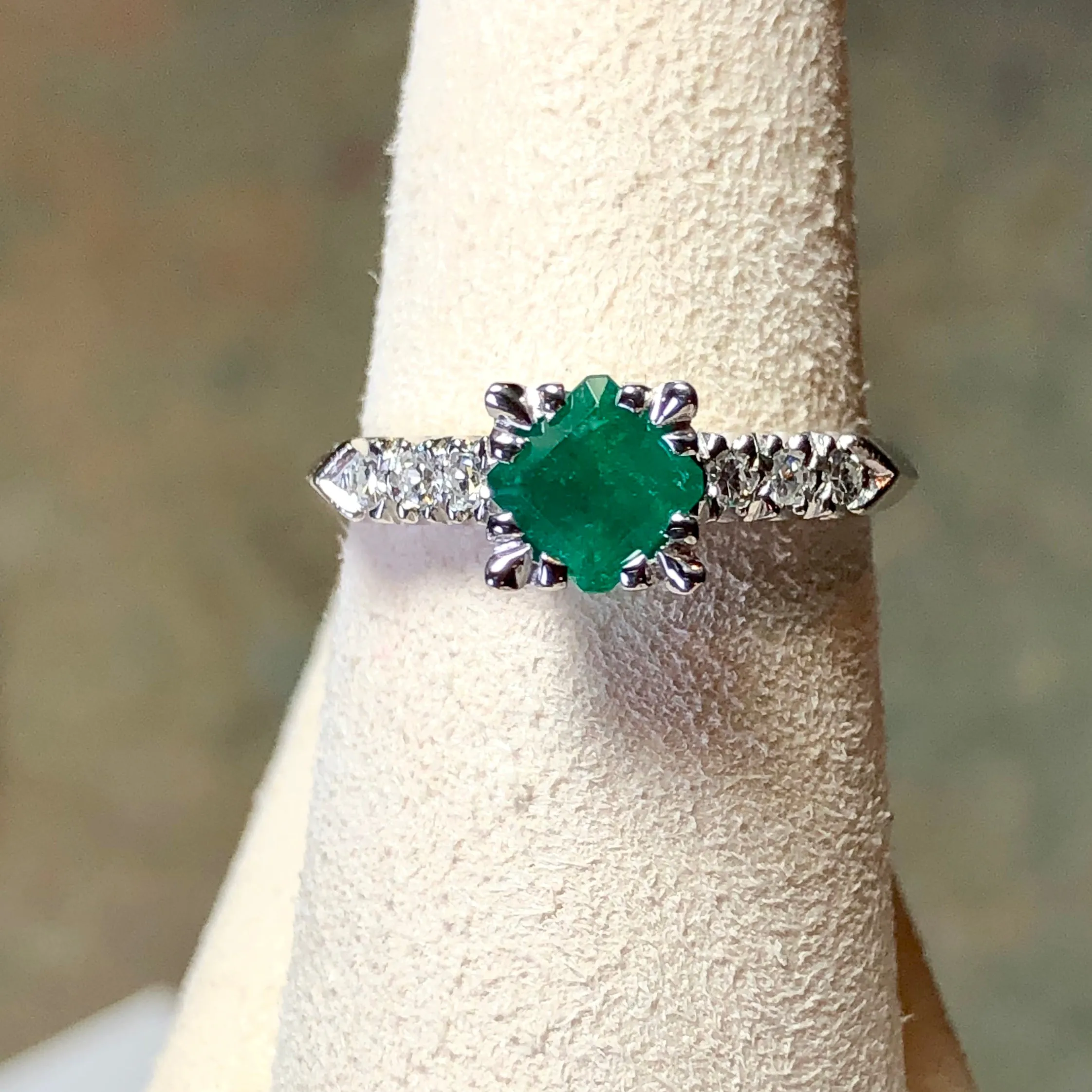 Vintage Colombian Emerald Engagement Ring Platinum