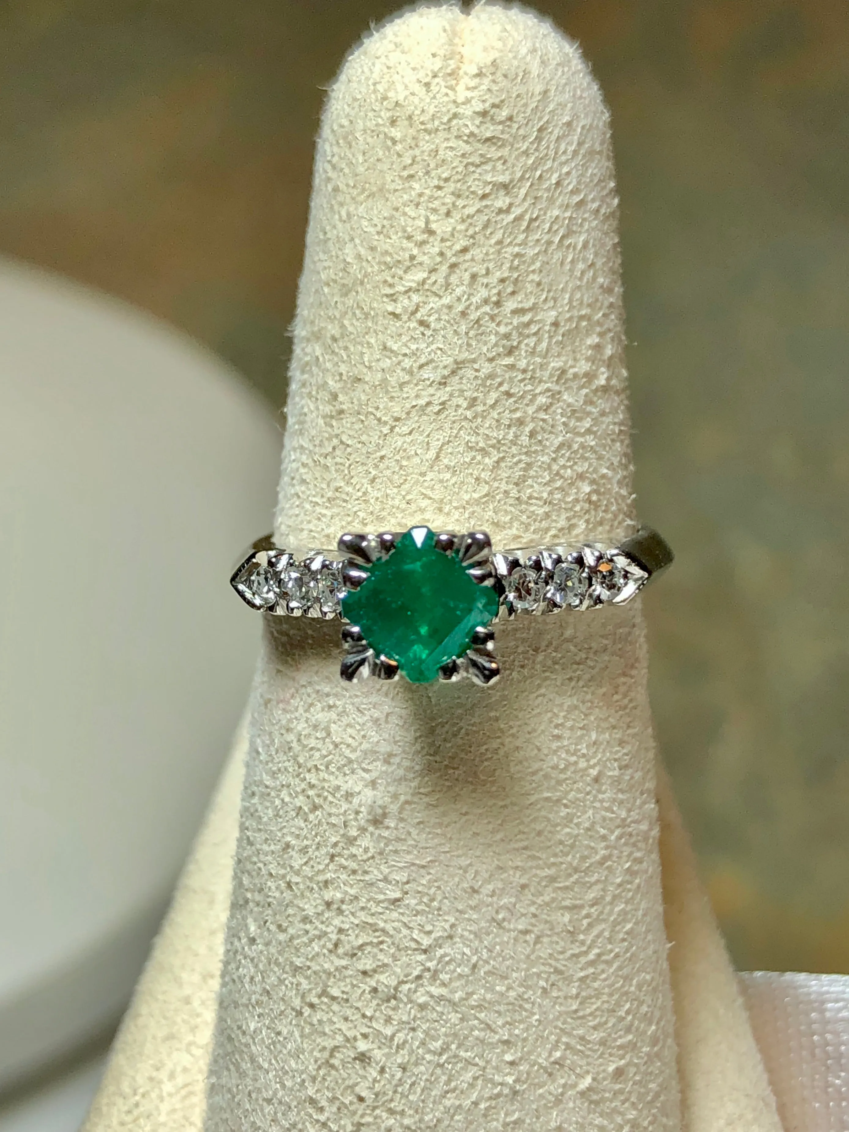 Vintage Colombian Emerald Engagement Ring Platinum