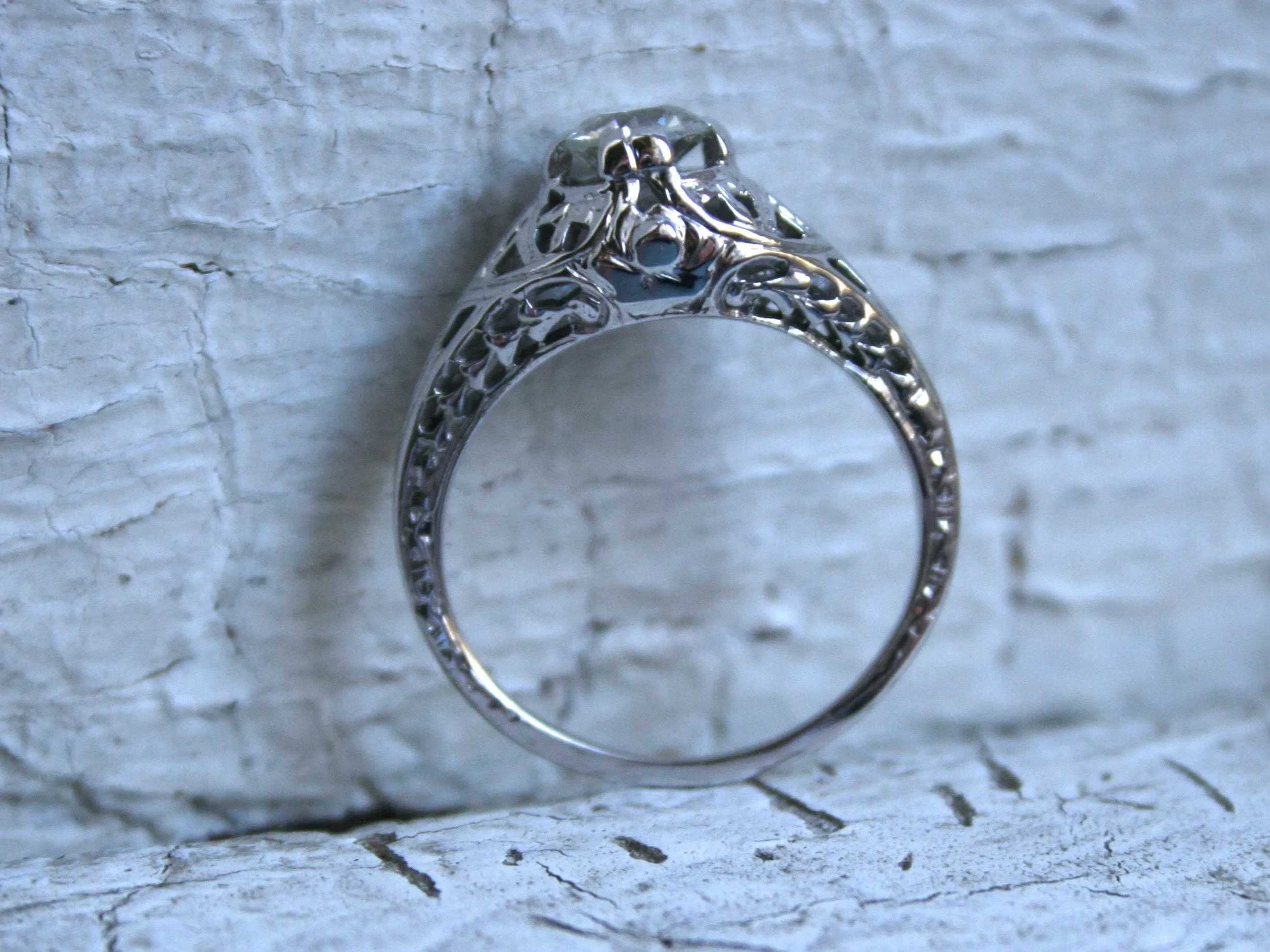 Vintage Filigree 18K White Gold Solitaire Diamond Engagement Ring - 0.50ct.