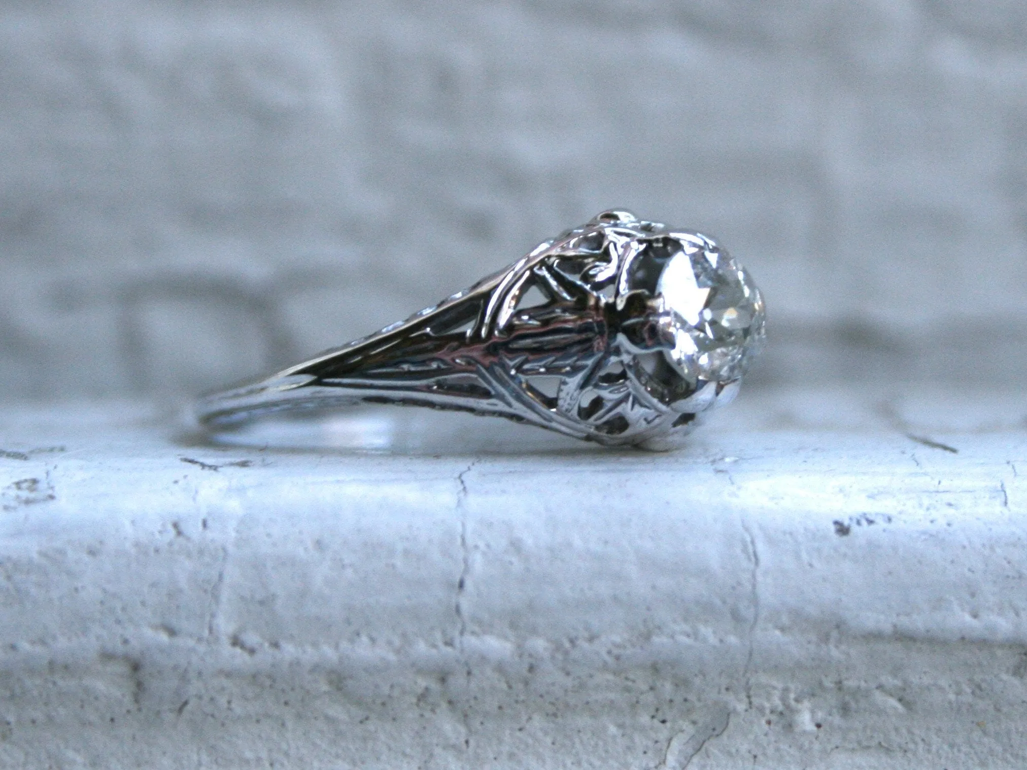 Vintage Filigree 18K White Gold Solitaire Diamond Engagement Ring - 0.50ct.