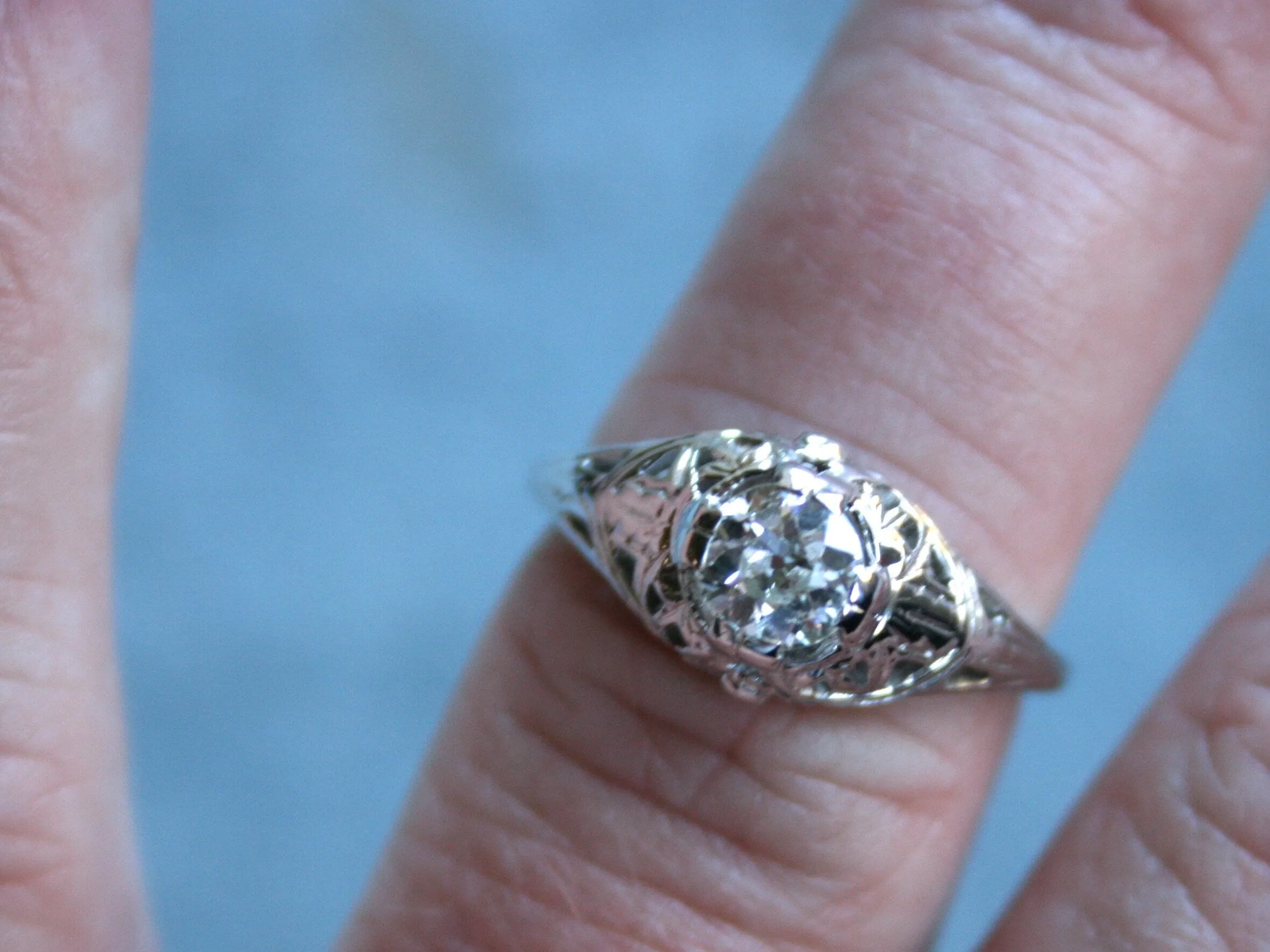 Vintage Filigree 18K White Gold Solitaire Diamond Engagement Ring - 0.50ct.