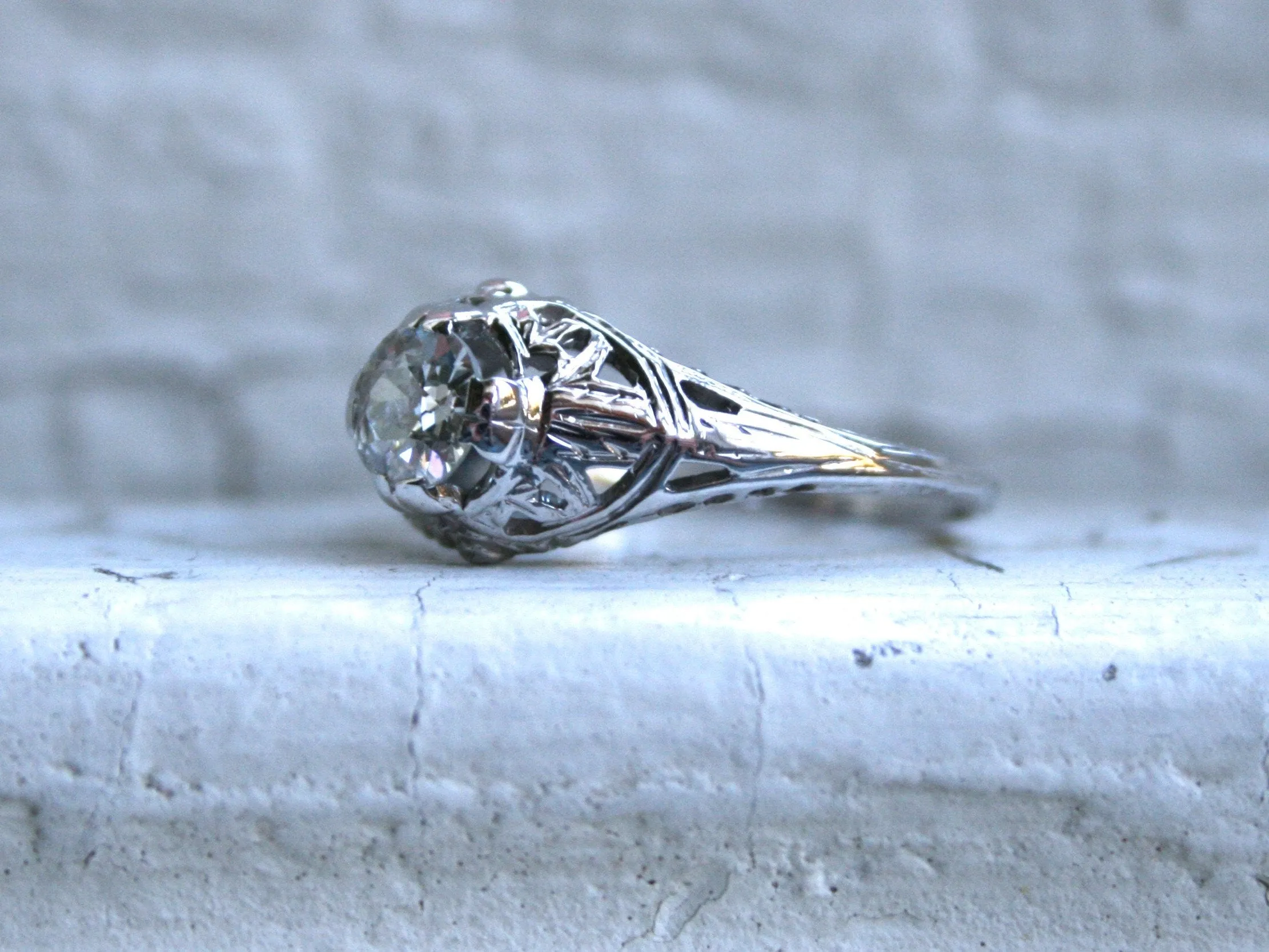 Vintage Filigree 18K White Gold Solitaire Diamond Engagement Ring - 0.50ct.