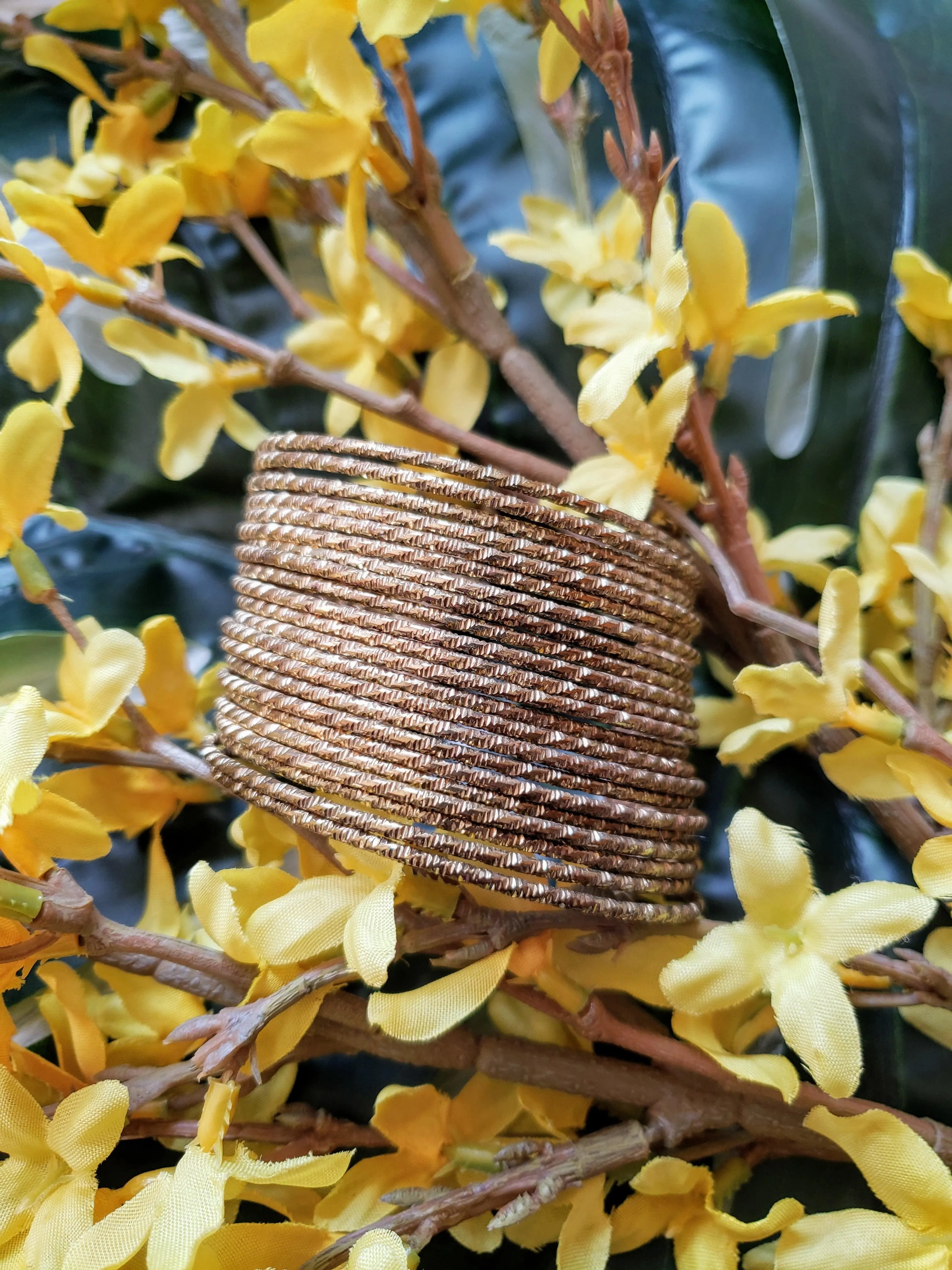 Vintage - Gold Metal Cuff