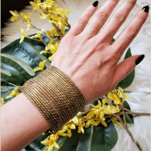 Vintage - Gold Metal Cuff
