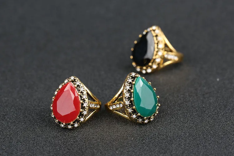 Vintage Jewelry Spartacus Fashion 18K Gold Emerald Stone Rhinestone Engagement Rings For Women