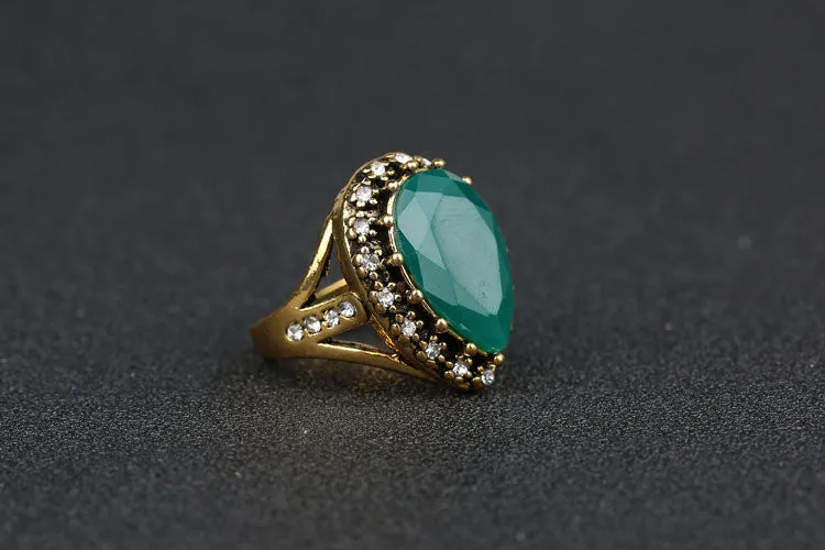 Vintage Jewelry Spartacus Fashion 18K Gold Emerald Stone Rhinestone Engagement Rings For Women