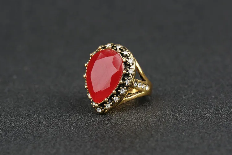 Vintage Jewelry Spartacus Fashion 18K Gold Emerald Stone Rhinestone Engagement Rings For Women