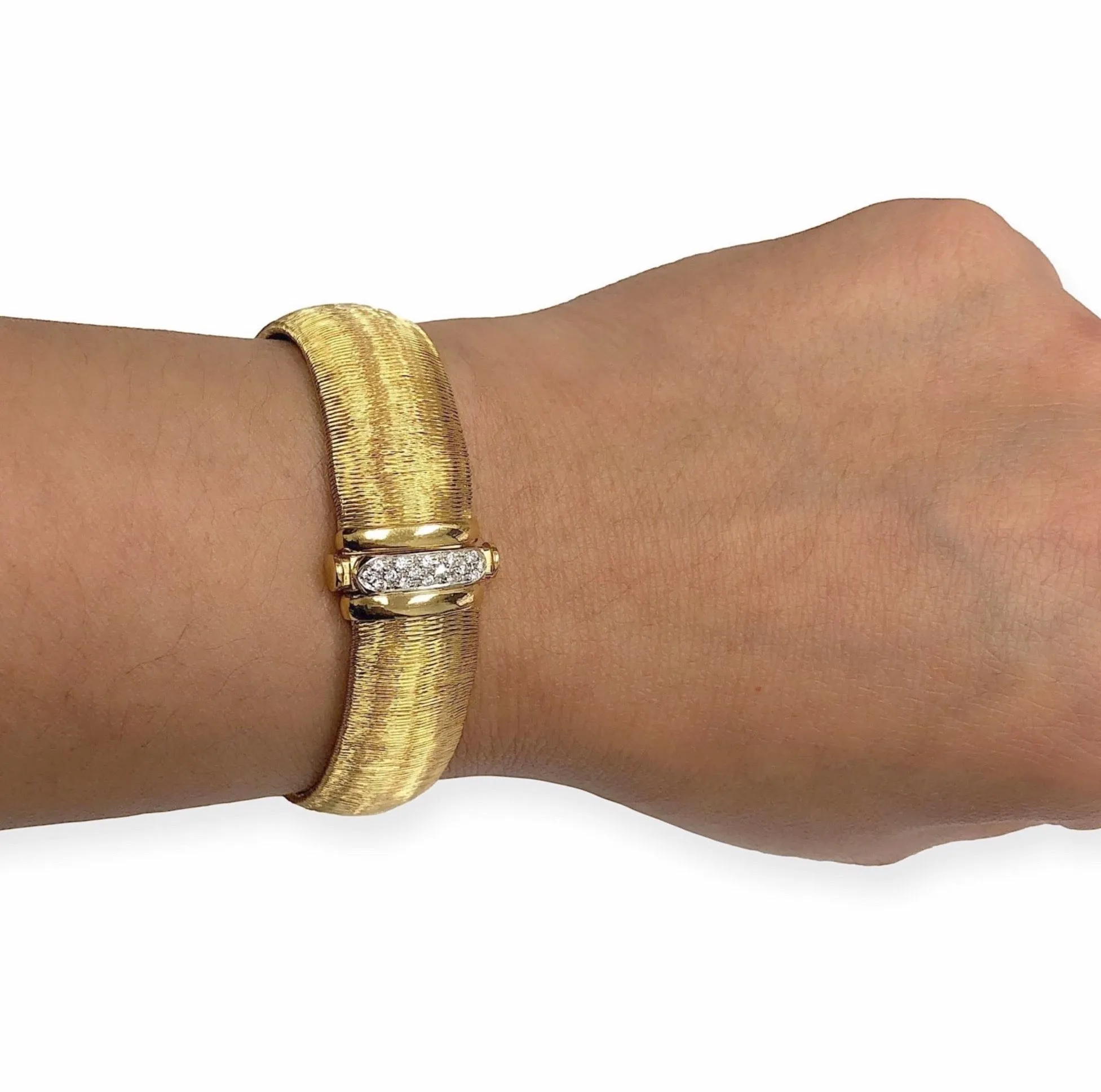 Vintage Roberto Coin 18K Yellow Gold Silk Weave Diamond Bracelet