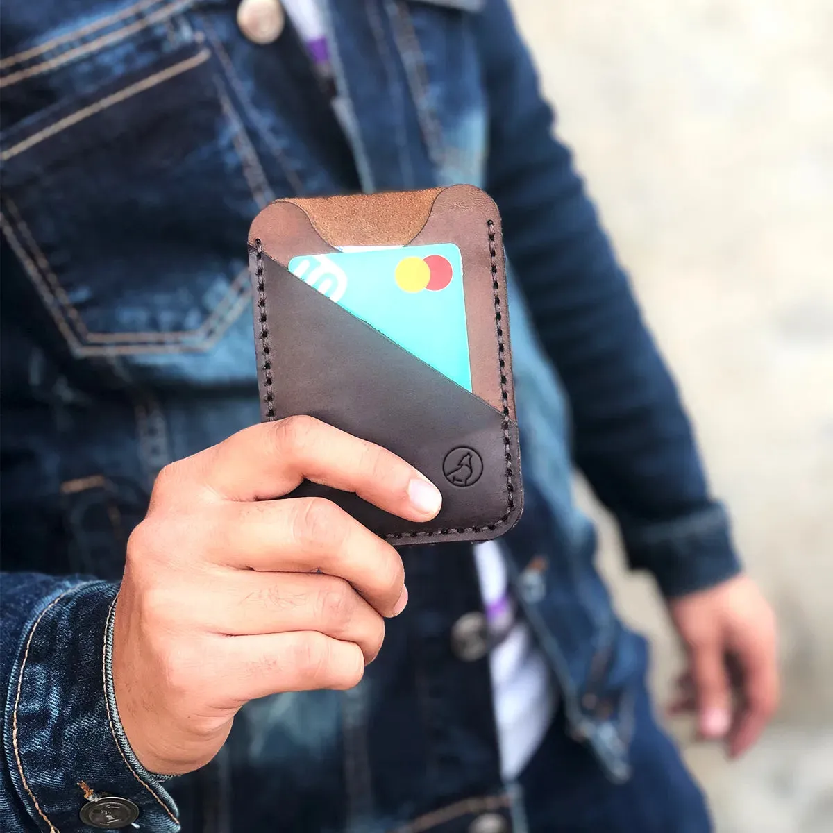 Wolf - The Eminence A leather Cardholder - Brown Color
