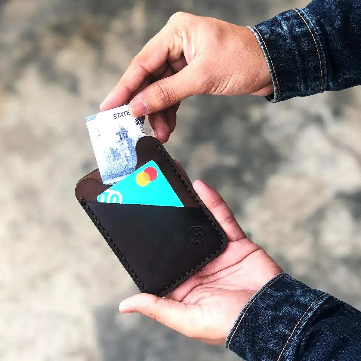 Wolf - The Eminence A leather Cardholder - Brown Color