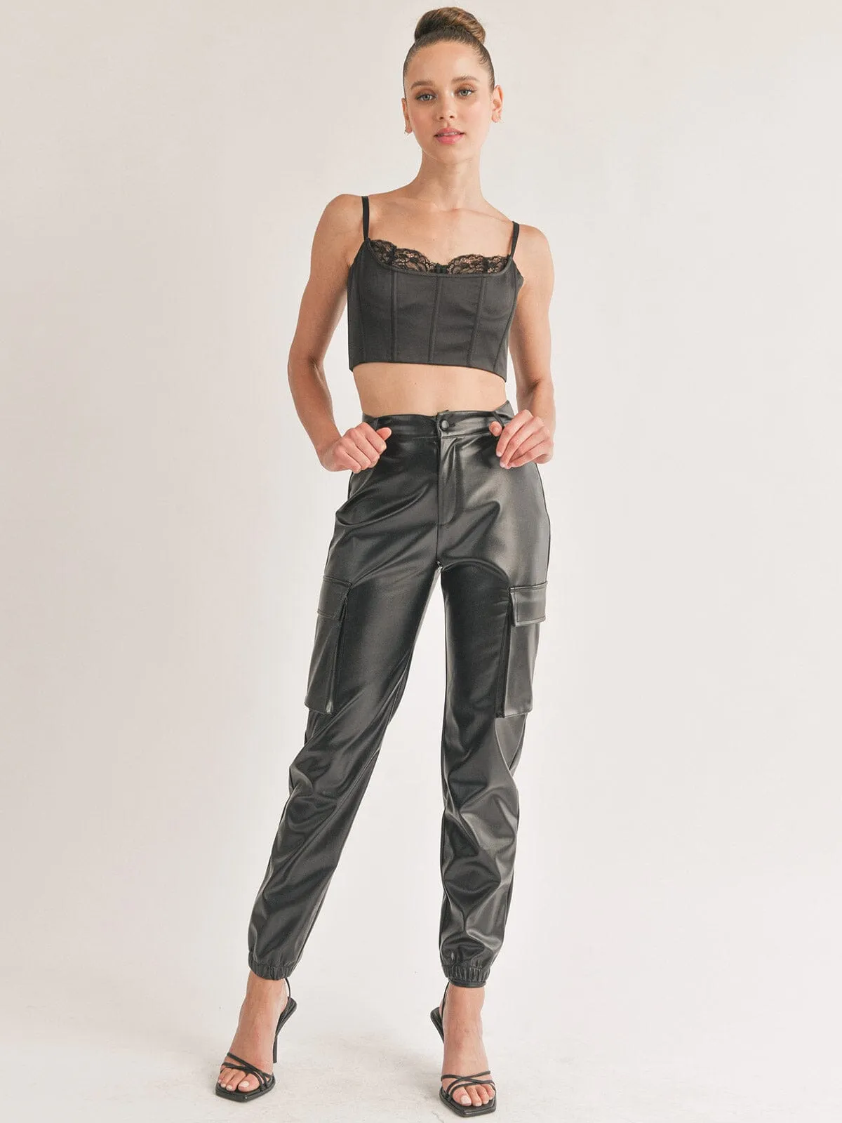 WOMEN'S BUTTON CLOSURE POCKETS SKINNY PU PLEATHER PANTS
