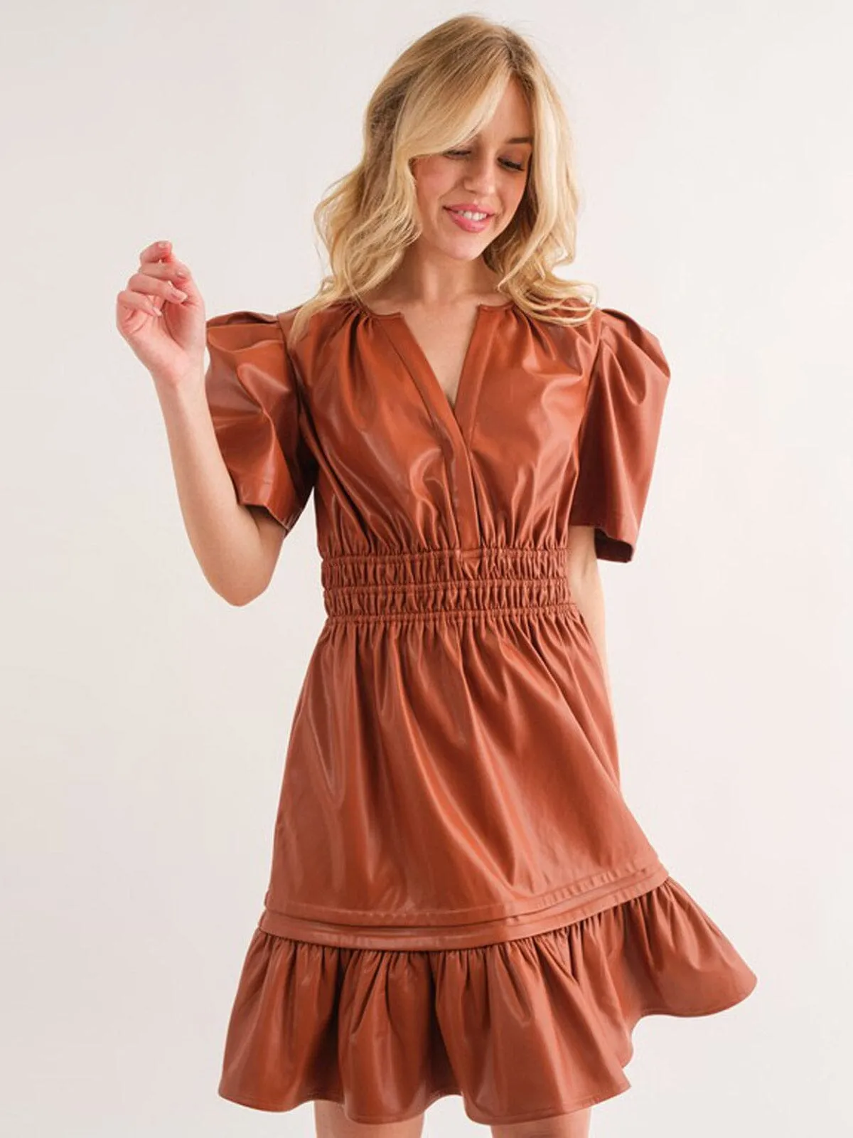 WOMEN'S SHORT SLEEVE V-NECK PU PLEATHER MINI DRESS