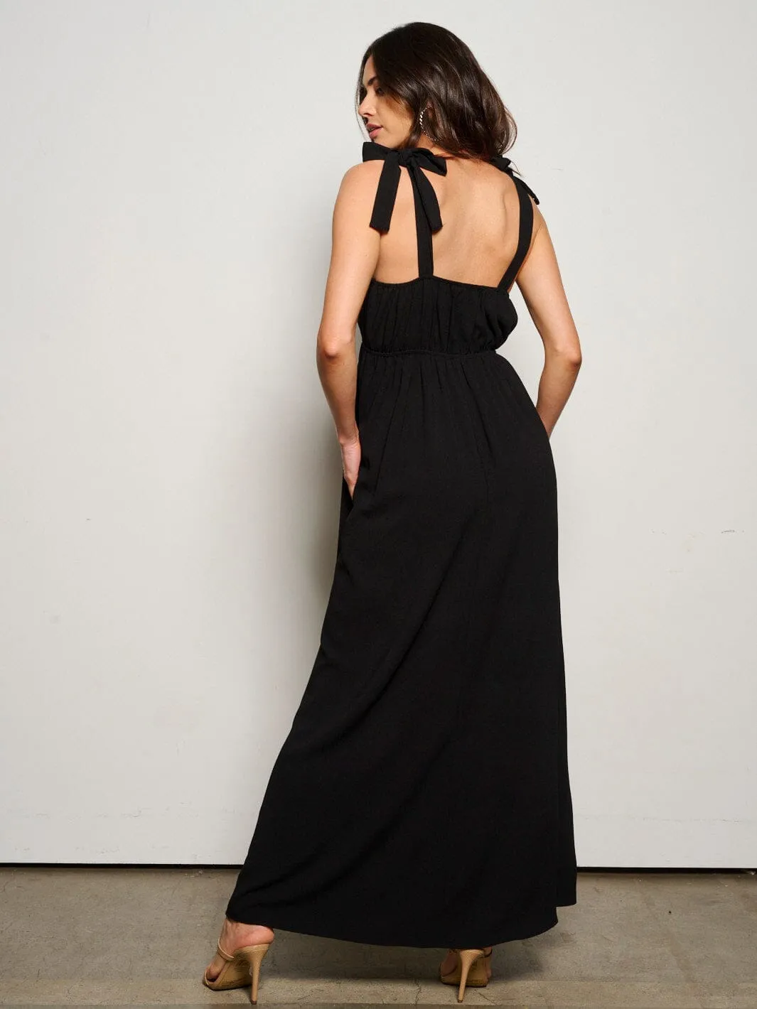 WOMEN'S SLEEVELESS ADJUSTABLE STRAPS POCKETS ELASTIC WASIT MAXI DRESS