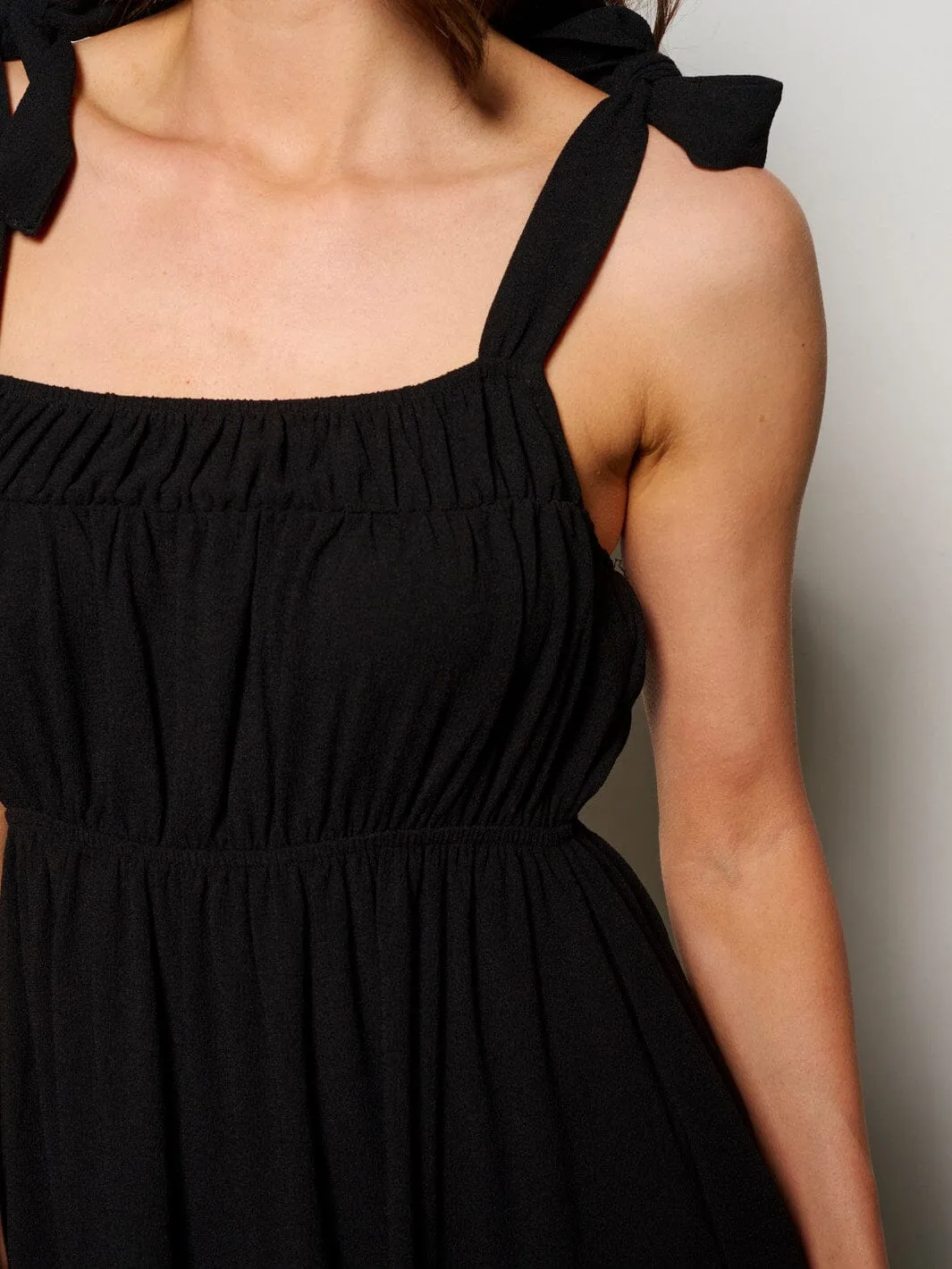 WOMEN'S SLEEVELESS ADJUSTABLE STRAPS POCKETS ELASTIC WASIT MAXI DRESS