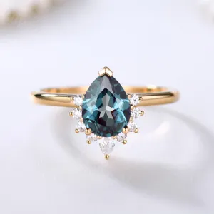Yellow Gold Alexandrite Moissanite Engagement Ring Color-changing  Stone Plain Gold Band