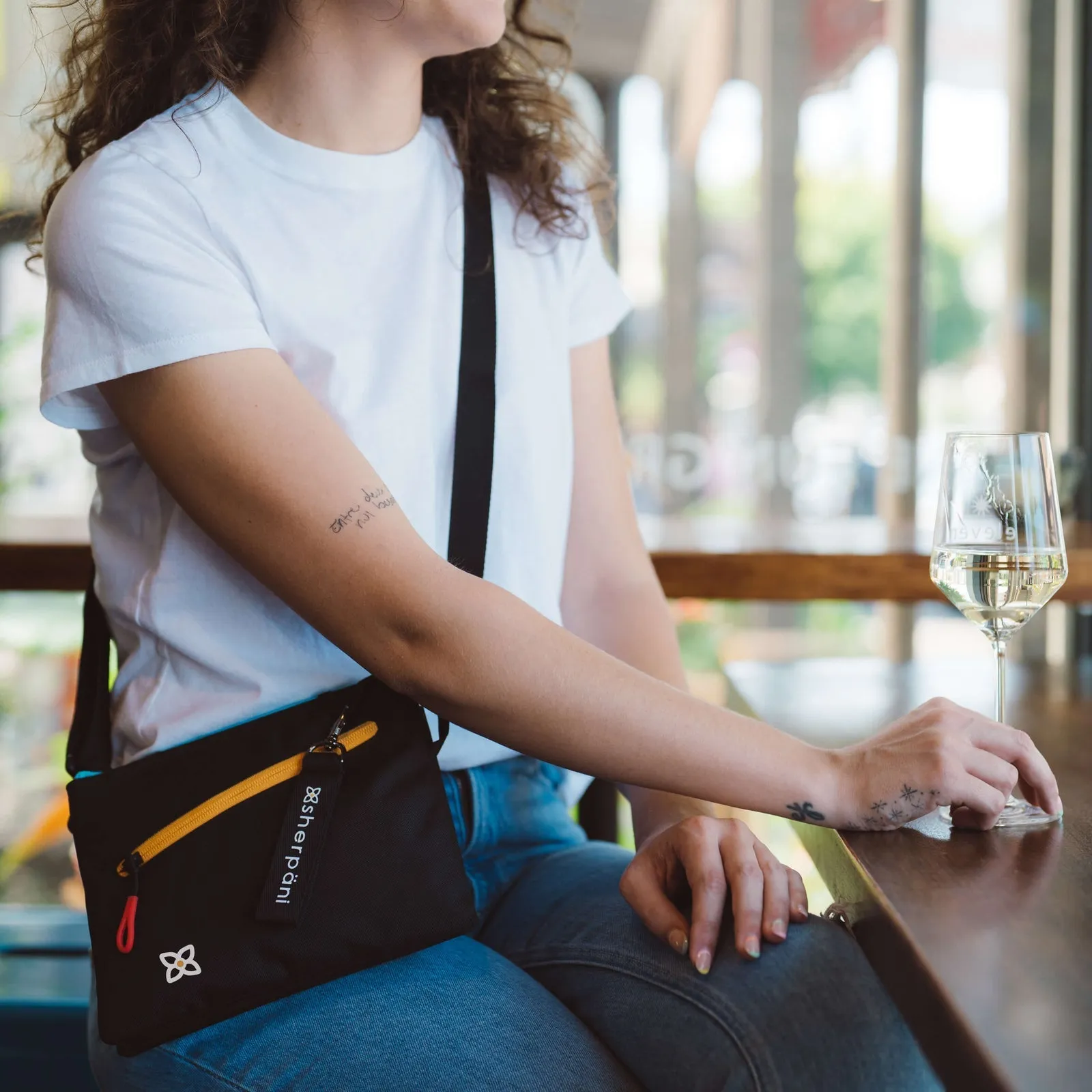 Zoom Small Crossbody Bag - Sherpani